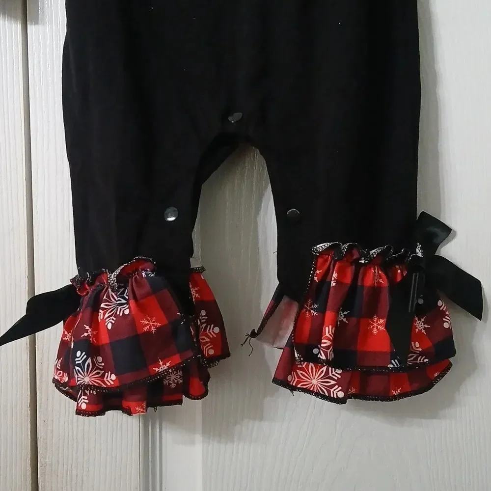 My 1st Christmas Black Christmas Baby Romper Red Plaid Accents Sz 3-6 month NWOT